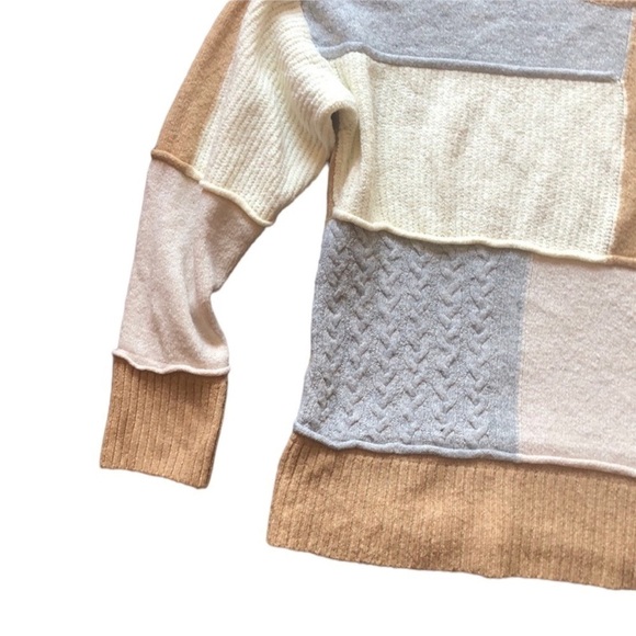 FOREVER 21 Oversized Colorblock Born to be Sassy Patched Sweater Size Medium - Picture 9 of 9